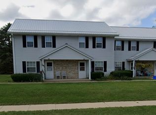 845 Wheelock Ave #8, Hartford, WI 53027