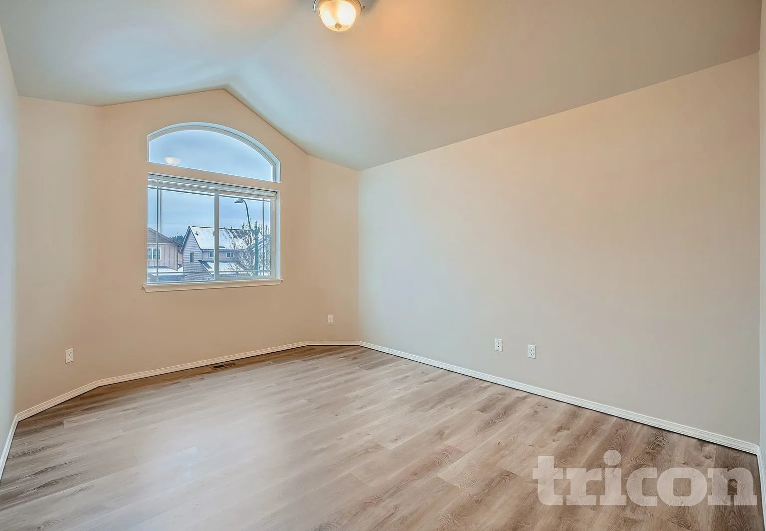 4328 5Th Avenue Nw Olympia WA — Photo 4