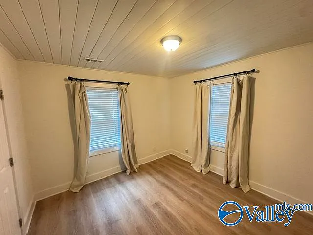 1236 Oshaughnessy Ave NE — Photo 32
