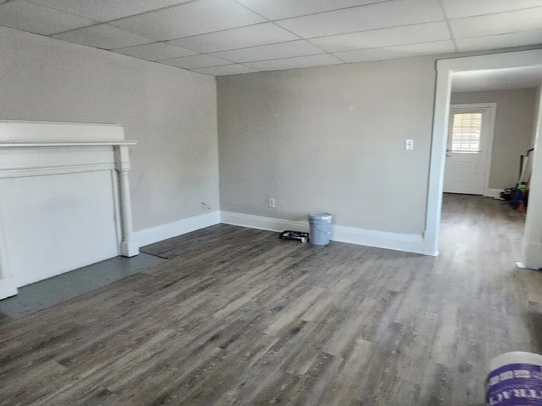 6 S Maple St #C — Photo 12