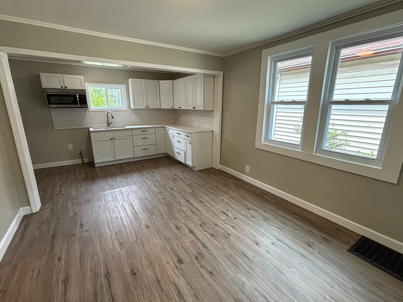 3 bed, 1672 sqft, $1,550 — Photo 3