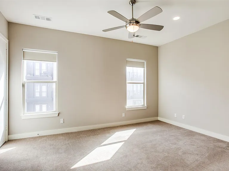 2325 Stutz Dr #41 — Photo 23