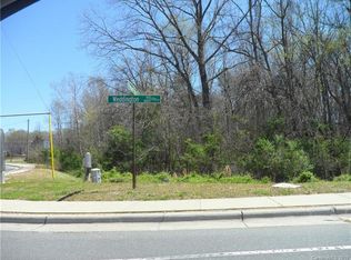 1300 Pleasant Plains Rd, Matthews, NC 28105