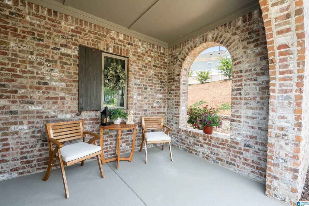 509 Riverwoods Ct, Helena, AL - View 4