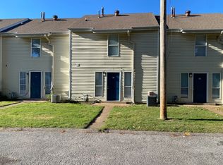 884 Old Hickory Blvd #D2, Jackson, TN 38305