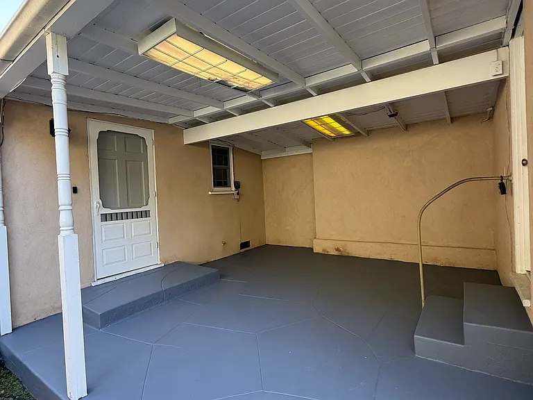 1718 Santa Paula Pl — Photo 20