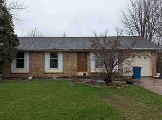 408 Woodcreek Dr, Ossian, IN 46777