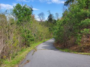 25 Waterfall Trl, Marshall, NC 28753