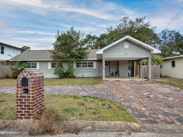 219 California Dr NE, Fort Walton Beach, FL 32548