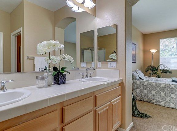 5th image of 3231 Sea Holly Way