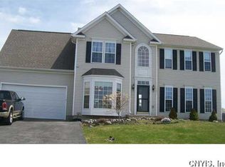 4692 Manor Hill Dr, Syracuse, NY 13215