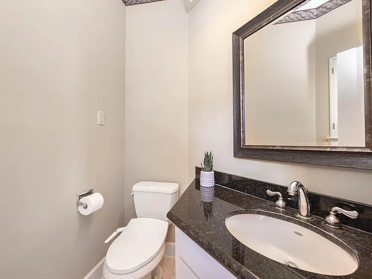 3702 Belle Grove Ln — Photo 24