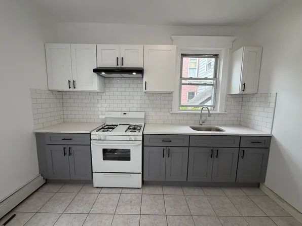 85 Arlington Ave Floor 1, Jersey City, NJ 07305