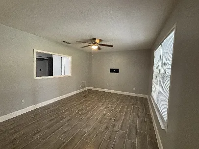 3 bed, 1659 sqft, $2,100 — Photo 4