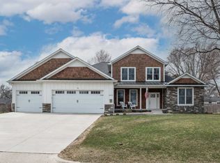 6424 Ryan Ave, Edina, MN 55435