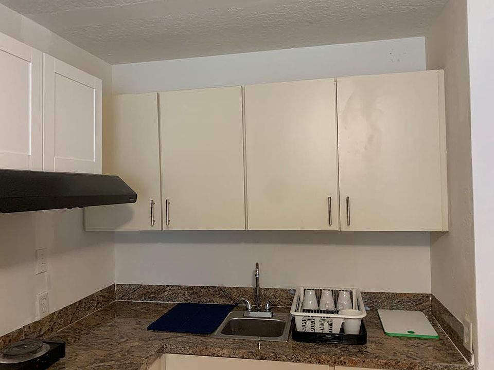 1st image of 7247 Wakeview Dr #2