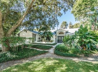 936 Woodgate Dr, Palm Harbor, FL 34685