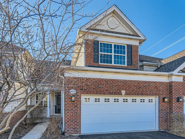 1037 Riviera Dr, Elgin, IL 60124