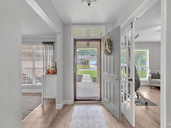 4th image of 7667 Marthas Way