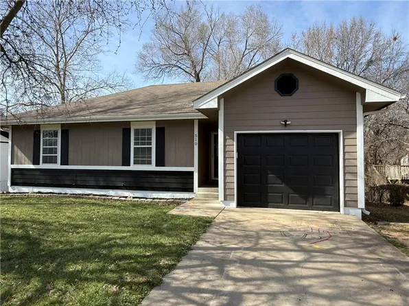 510 SE 21st St, Oak Grove, MO 64075