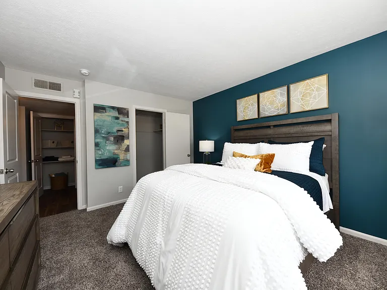 Bedroom with carpet