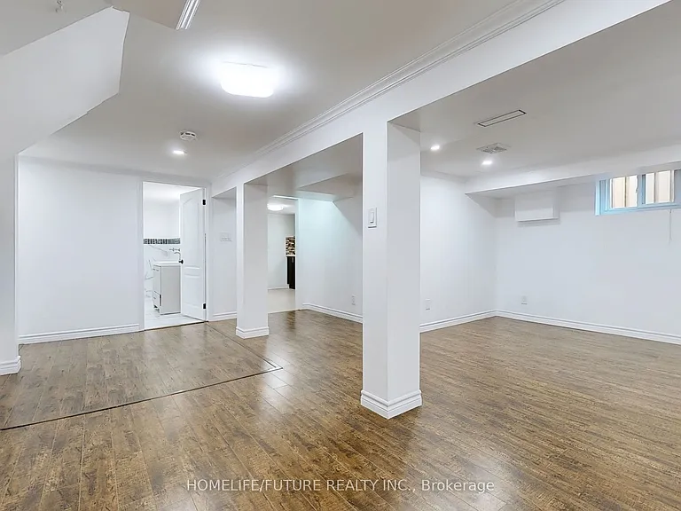 43 Densgrove Rd #BASEMENT — Photo 4