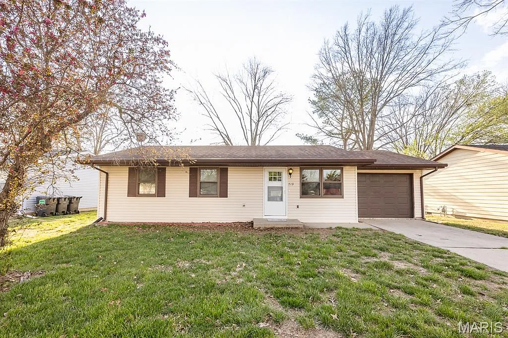 713 Beebe Dr photo 1