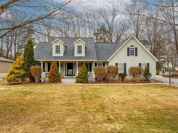 56 Cobble Hill Drive, Gansevoort, NY 12866