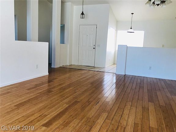 3rd image of 3017 Walrus Islands Ct