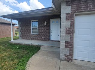 1332 W 16th St #A, Webb City, MO 64870