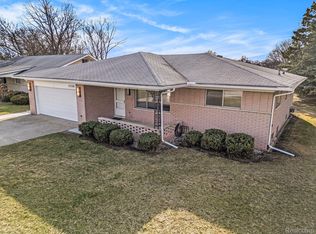 27235 Bunert Rd, Warren, MI 48088