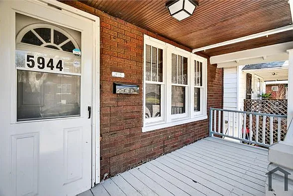 2 bed, $1,095 — Photo 3