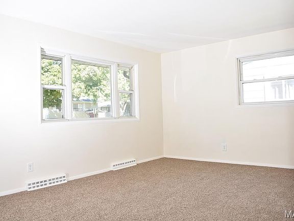 4th image of 1118 Congress Ave