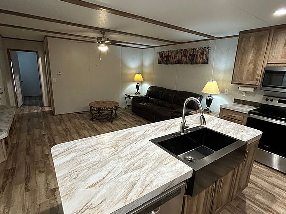 5th image of 119 Bluebird Dr