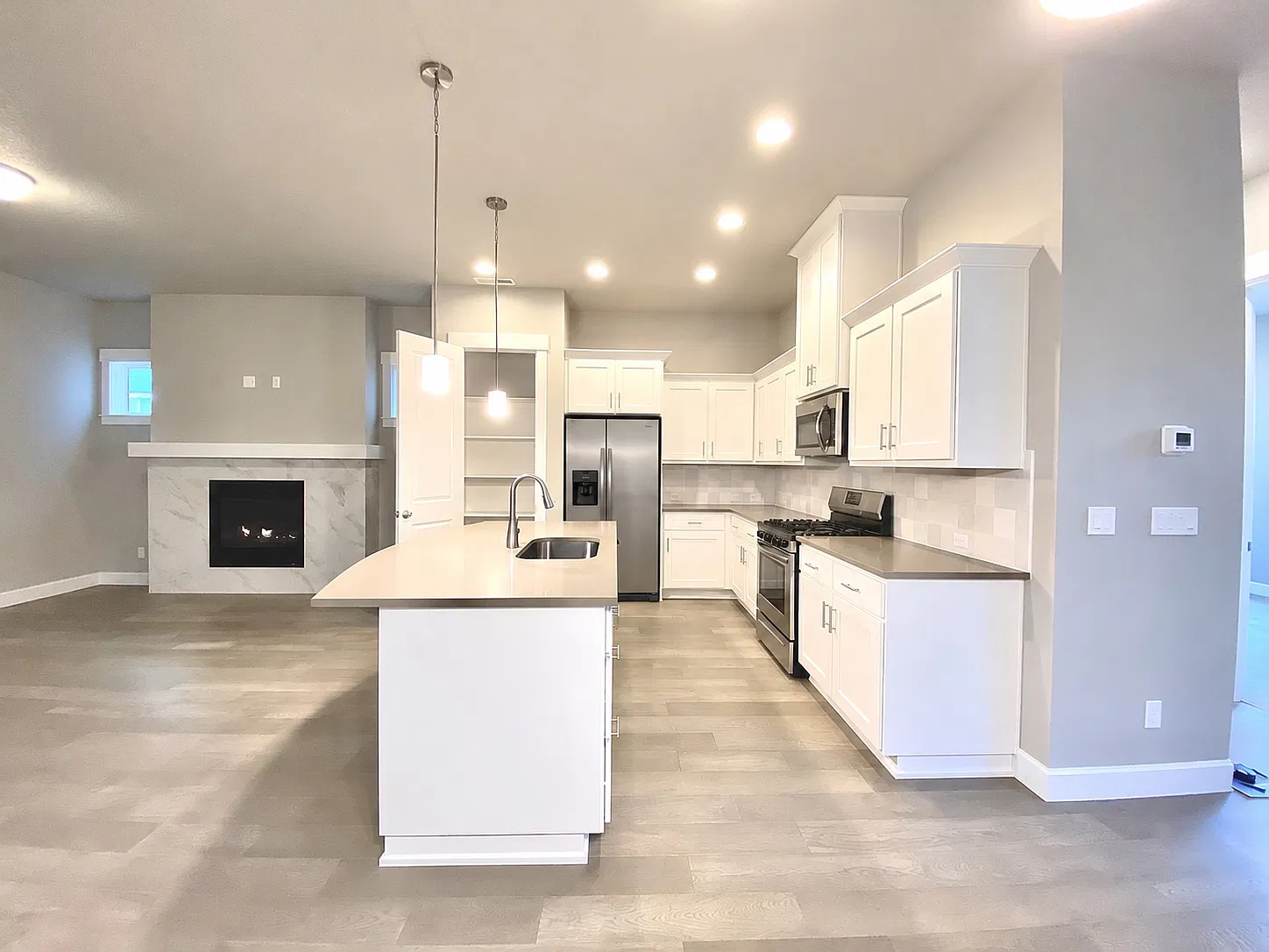 7007 SE Genrosa St — Photo 1