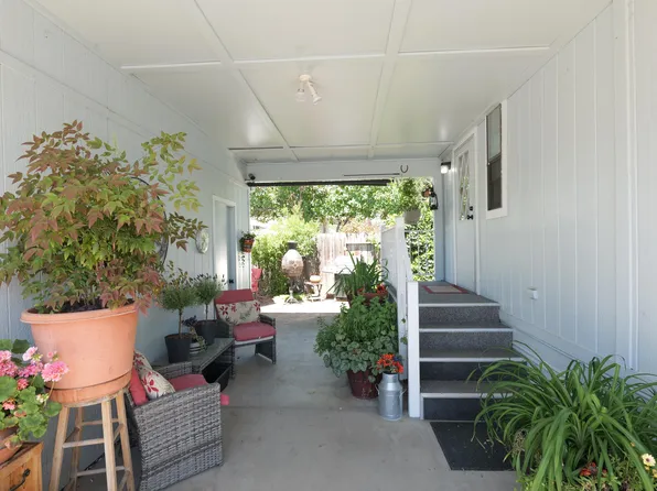 20055 Highway 62 Unit 21, Shady Cove, OR 97539