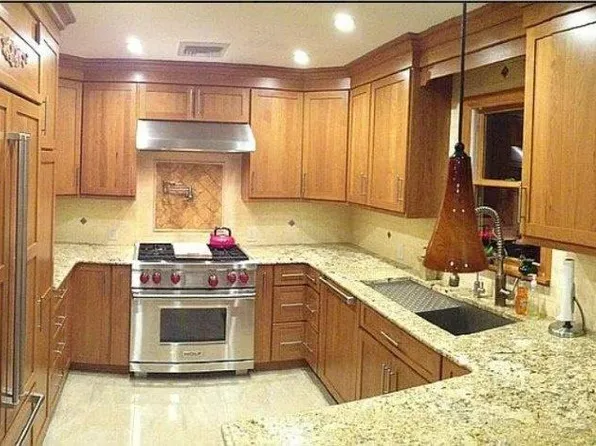 851 Pulaski Road, Greenlawn, NY 11740