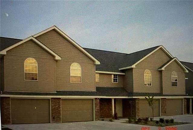 1st image of 201 Perryl Ln