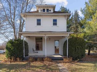 103 S Main St, Danville, IA 52623