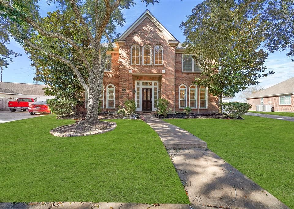 1st image of 5018 Berkshire Court