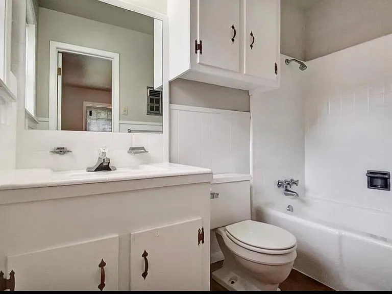 1403 Village Dr — Photo 11
