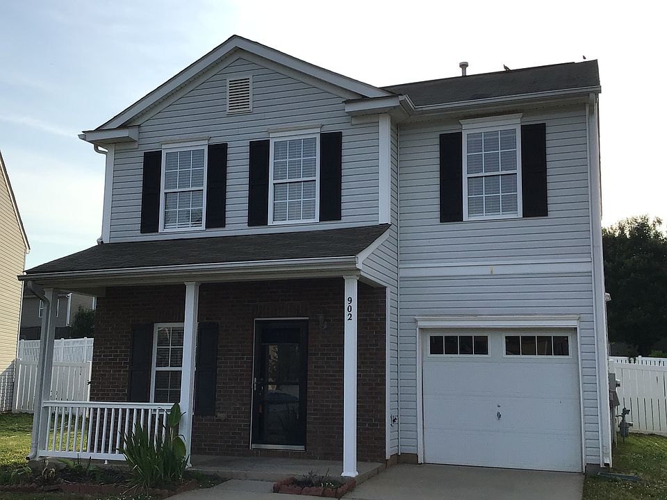 1st image of 902 Willow Wind Dr