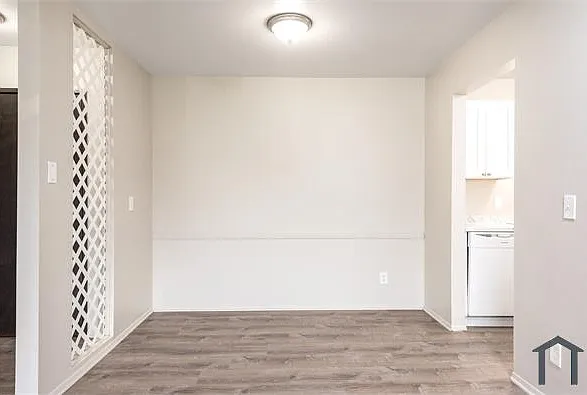 2 bed, 850 sqft, $1,075 — Photo 4