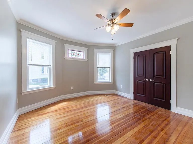 21 Pleasant St #1 — Photo 4