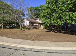 1524 N Derby Hills Ct, Derby, KS 67037
