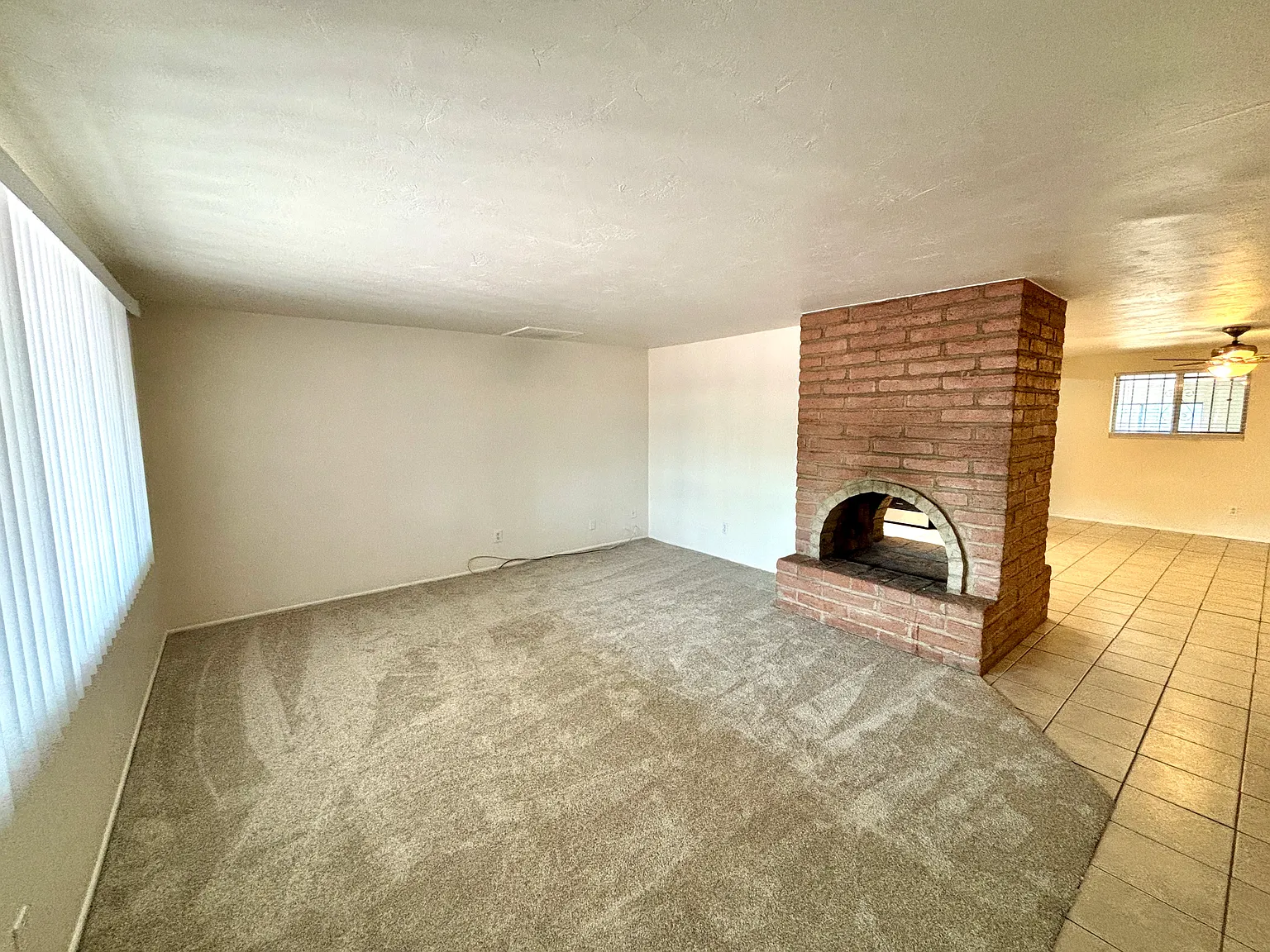 3 bed, 1462 sqft, $1,875 — Photo 2