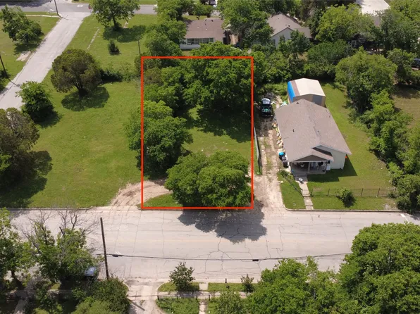 2908 E Vickery Blvd, Fort Worth, TX 76105