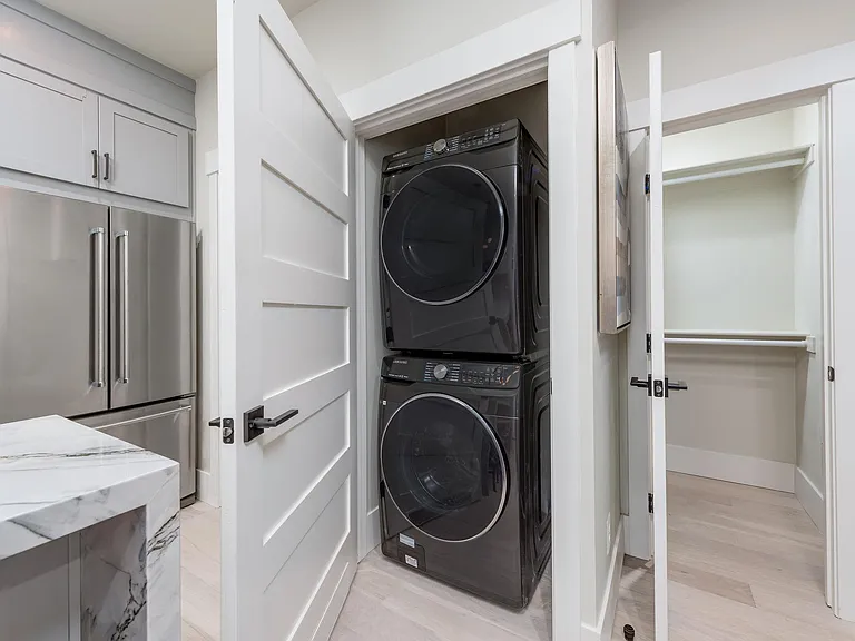 Luxury Spaces — Photo 139