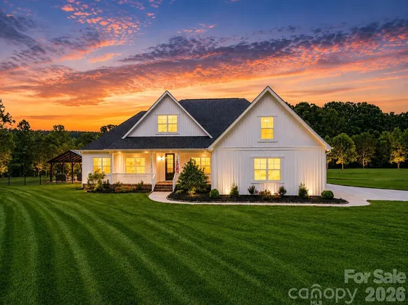 1140 Shinnville Rd, Cleveland, NC 27013