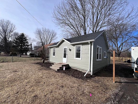 2nd image of 5131 E Carpenter Rd
